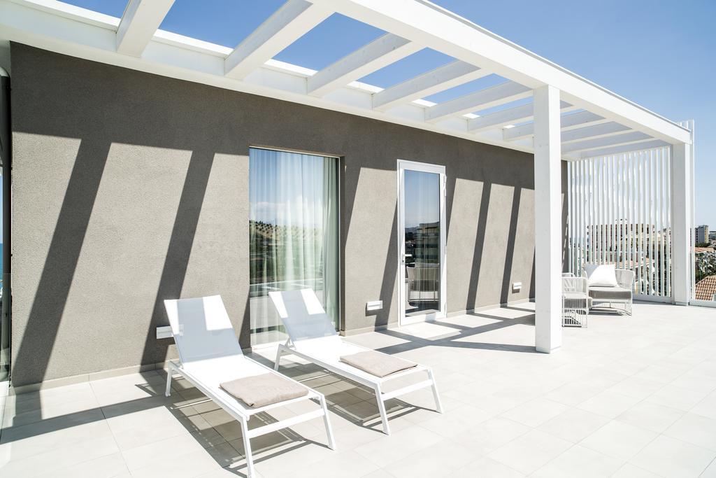 Hotel Bernard San Benedetto del Tronto Esterno foto